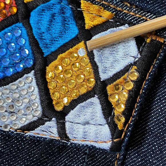 7th 38 Jean Shorts Mens Size 40 Blue Medium Wash Embroidered Gems Flaws Read - Picture 11 of 16